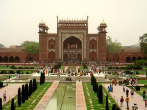 The Great gate (Darwaza-i rauza)